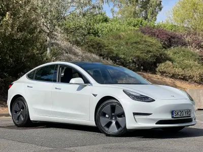 Used Tesla Model 3 Long Range AWD 366 kW (498 HP) 2020 White Sedan