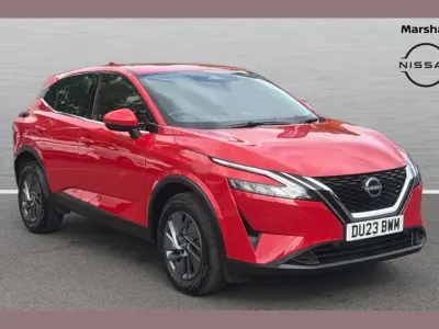 Used Nissan Qashqai Acenta Premium 138 HP (101 kW) 2023 Red SUV
