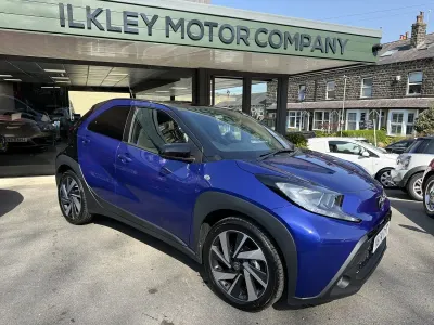 Używany Toyota Aygo X 72 KM (52 kW) 2024 Niebieski SUV