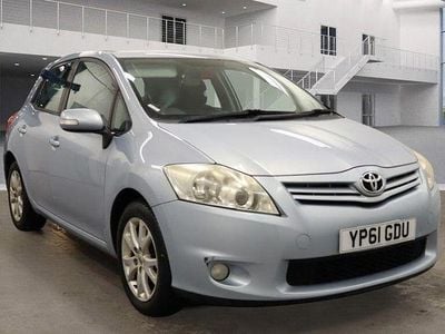 Blue Used 2011 Toyota Auris Hatchback | £3,750 (Fair price)