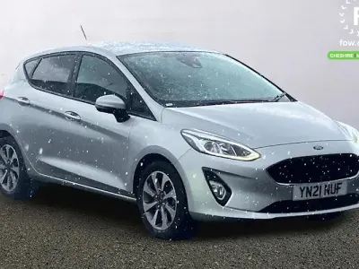Używany Ford Fiesta Trend 125 KM (91 kW) 2021 Srebrny Hatchback