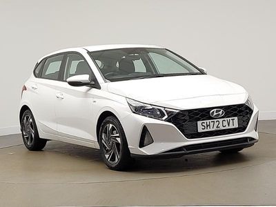 Used Hyundai i20 SE 100 HP (73 kW) 2022 White Hatchback