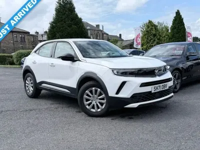 Used Vauxhall Mokka Edition 100 HP (73 kW) 2021 White SUV