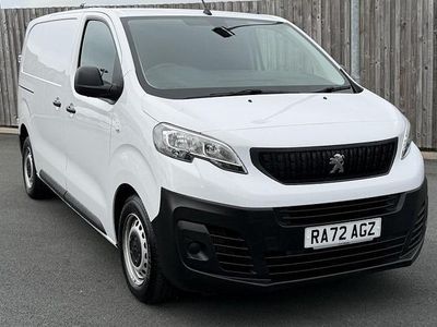 White Used 2023 Peugeot Expert Premium Van | £13,000 (Fair price)