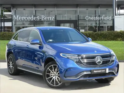 Usado Mercedes EQC400 AMG line 300 kW (408 HP) 2023 Azul SUV