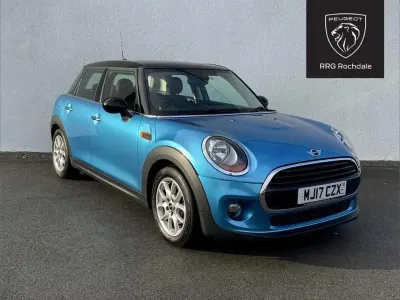 Used Mini Cooper Hatch 134 HP (98 kW) 2017 Blue Hatchback