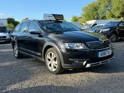 Used Skoda Octavia Scout 4x4 184 HP (135 kW) 2016 Black Estate