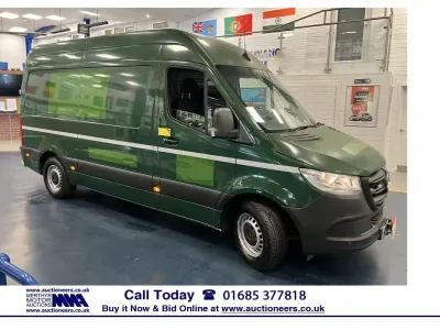 Used Mercedes Sprinter 163 HP (119 kW) 2019 White Van
