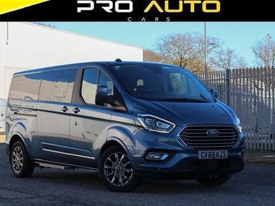 Used Ford Tourneo Titanium 130 HP (95 kW) 2019 Blue MPV
