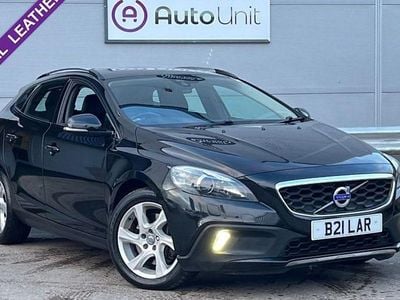 Used Volvo V40 120 HP (88 kW) 2015 Black Hatchback