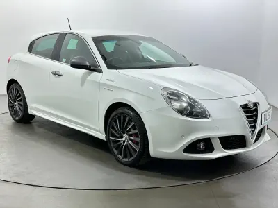 Used Alfa Romeo Giulietta Quadrifoglio Verde 2015 White Hatchback