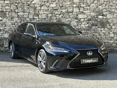 Used Lexus ES300H Sport Line 215 HP (158 kW) 2019 Black Sedan