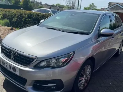 Second-hand Peugeot 308 Allure 2021 Gri Break