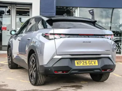 Second-hand Peugeot 3008 GTi 134 CP (98 kW) 2025 Gri SUV