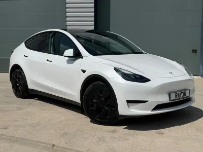 Used Tesla Model Y RWD 250 kW (340 HP) 2023 White SUV
