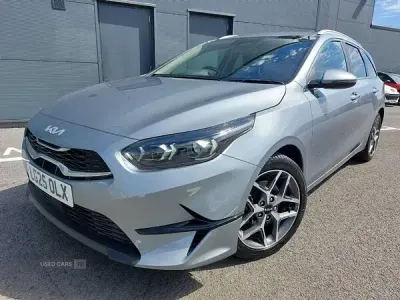 Used Kia Ceed 138 HP (101 kW) 2025 Silver Hatchback