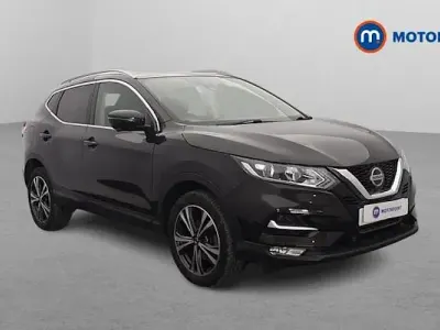 Used Nissan Qashqai N-Connecta 116 HP (85 kW) 2018 Black SUV