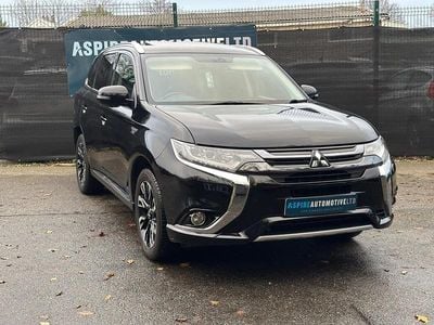 Black Used 2016 Mitsubishi Outlander P-HEV Estate | £10,899 (Fair price)