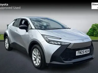Used Toyota C-HR 140 HP (102 kW) 2025 Silver SUV