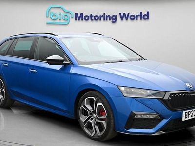 Used Skoda Octavia vRS 200 HP (147 kW) 2023 Blue Estate