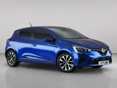 Used Renault Clio Iconic 2021 Blue Hatchback