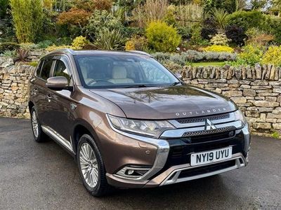 Brown Used 2019 Mitsubishi Outlander P-HEV SUV | £16,000 (A bit pricey)