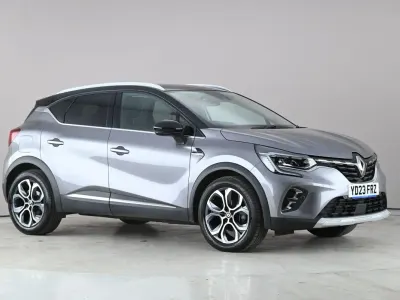 Used Renault Captur Techno 143 HP (105 kW) 2023 Grey/black SUV