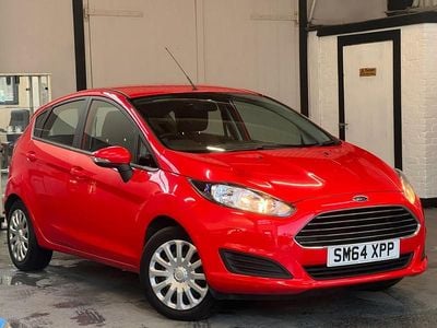 Red Used 2015 Ford Fiesta Style Hatchback | £3,395 (Good price)