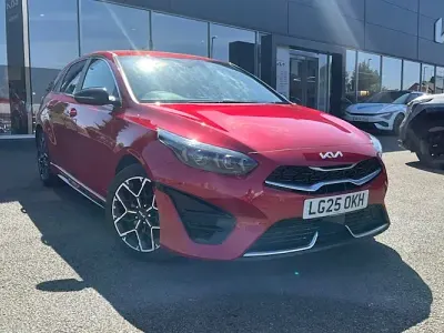 Used Kia Ceed GT-Line 140 HP (102 kW) 2024 Red Hatchback