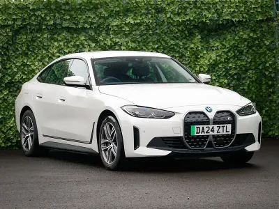 Used BMW i4 Sport Line 210 kW (286 HP) 2024 Alpine white Sedan