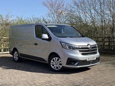 Begagnad Renault Trafic 2023 Grå