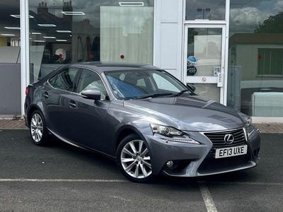 Lexus IS300h
