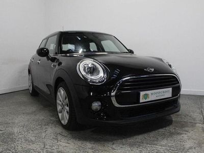 Black Used 2018 Mini Cooper D Hatch Hatchback | £9,495 (A bit pricey)