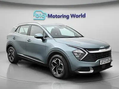 Usado Kia Sportage 148 HP (108 kW) 2023 Cinzento SUV