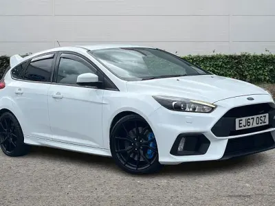 Used Ford Focus RS 350 HP (257 kW) 2017 White Hatchback