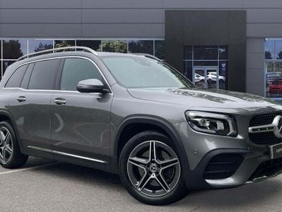 Mercedes GLB220