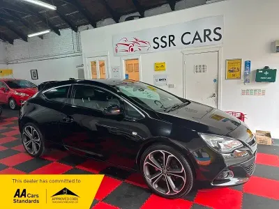 Used Vauxhall Astra GTC Edition 140 HP (102 kW) 2017 Black Coupe