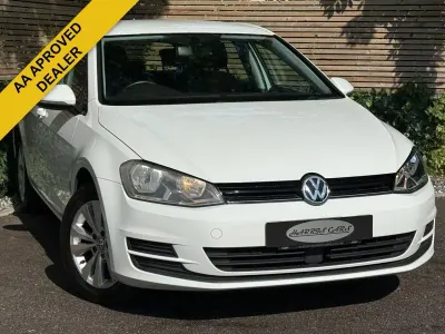 Used VW Golf VII SE 2014 White Hatchback