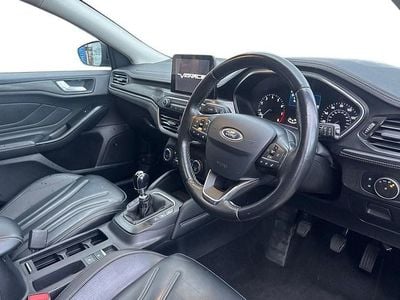 Used Ford Focus Vignale 182 HP (133 kW) 2019 Black Hatchback