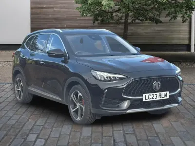 Usado MG HS Trophy 162 HP (119 kW) 2023 Preto SUV