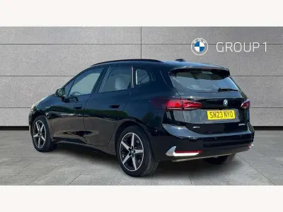 Usado BMW 225 Sport Line 245 CV (180 kW) 2023 Negro Utilitario