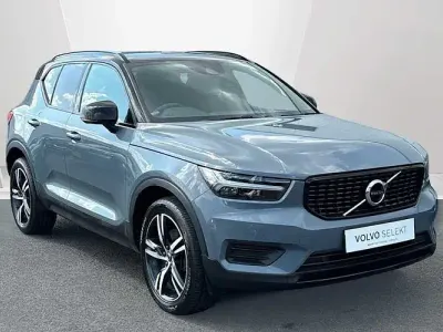 Begagnad Volvo XC40 R-Design 197 HK (144 kW) 2021 SUV