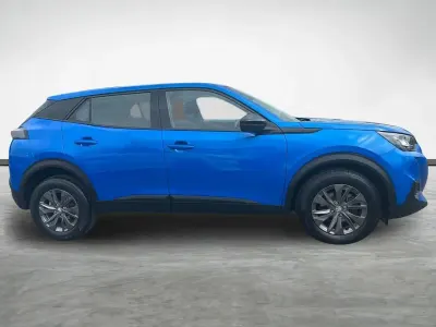 Used Peugeot 2008 Active Premium 100 HP (73 kW) 2022 Blue SUV