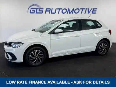 Usado VW Polo Life 95 HP (69 kW) 2023 Branco Citadino