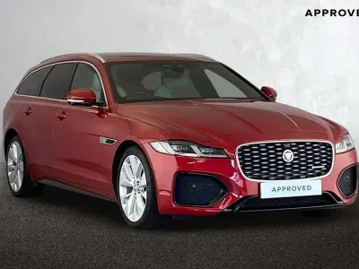 Used Jaguar XF Sportbrake R-Dynamic 201 HP (147 kW) 2021 Firenze red Estate