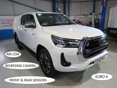 White Used 2022 Toyota HiLux Pickup | £18,995