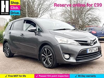 Grey Used 2017 Toyota Verso Design MPV | £13,377 (Fair price)