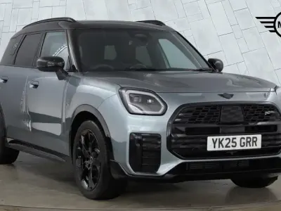 Used Mini Countryman 168 HP (123 kW) 2025 Green SUV
