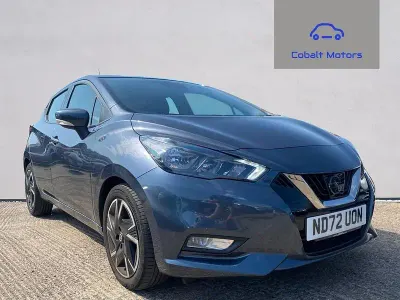 Usado Nissan Micra Acenta 92 CV (67 kW) 2022 Gris Utilitario