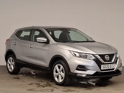 Begagnad Nissan Qashqai Acenta Premium 160 HK (117 kW) 2020 Silver SUV
